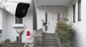 در تصویر دوربین مداربسته داهوا مدل HAC-HFW1500THP-I8-0800B-S2 را مشاهده مینمایید